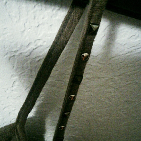 NWOT American Eagle studded tank top/cami - Picture 2 of 4